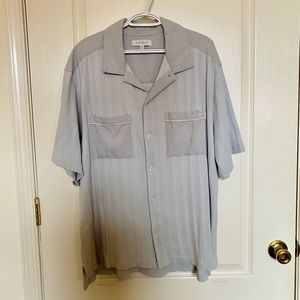 Urban Outfitters Standard Cloth Pale Blue-Gray Men’s Short Sleeve Button-Up L